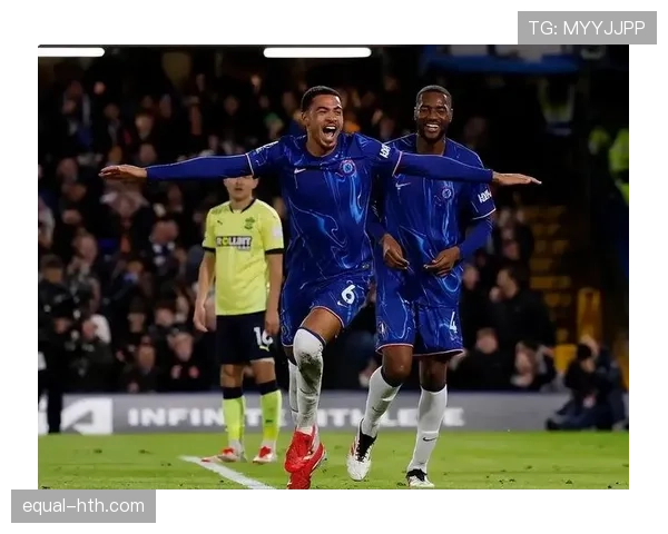 英超战火重燃:争四大战白热化引关注 英超战火重燃:争四大战白热化引关注